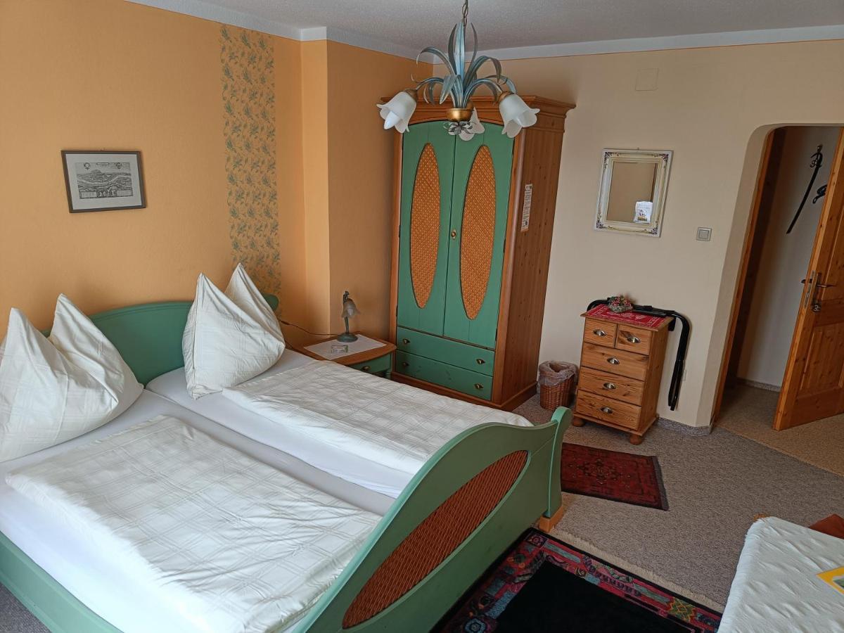 Haus Sundl - Privatzimmer Emmersdorf an der Donau Exterior foto