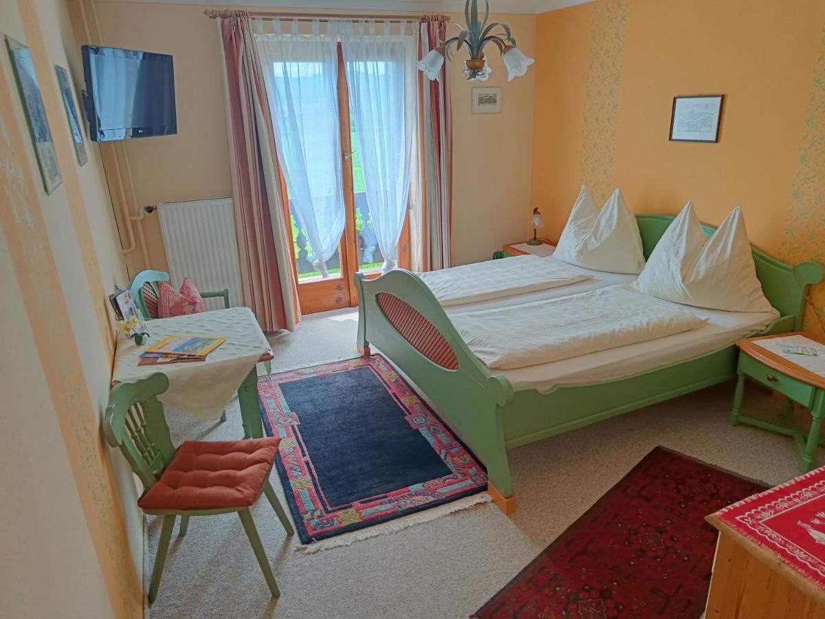 Haus Sundl - Privatzimmer Emmersdorf an der Donau Exterior foto