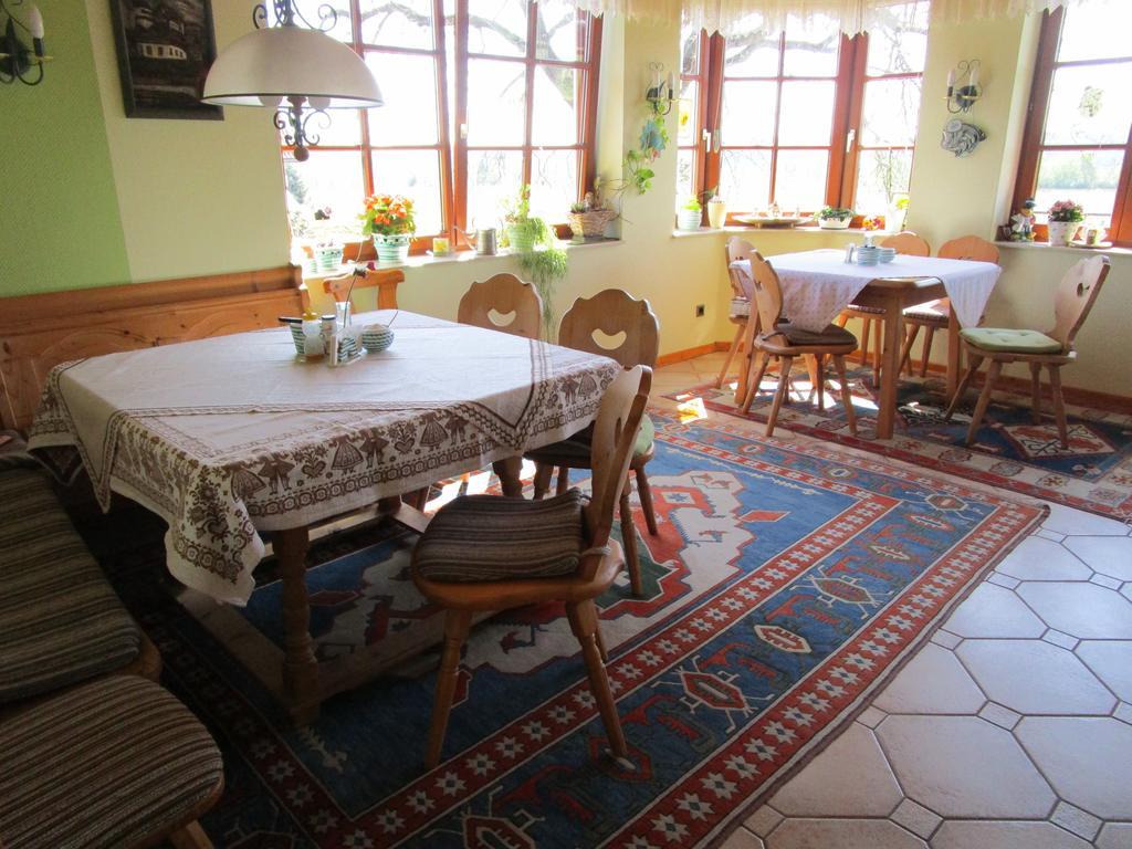 Haus Sundl - Privatzimmer Emmersdorf an der Donau Exterior foto